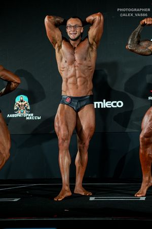 CLASSIC PHYSIQUE +178 STARS